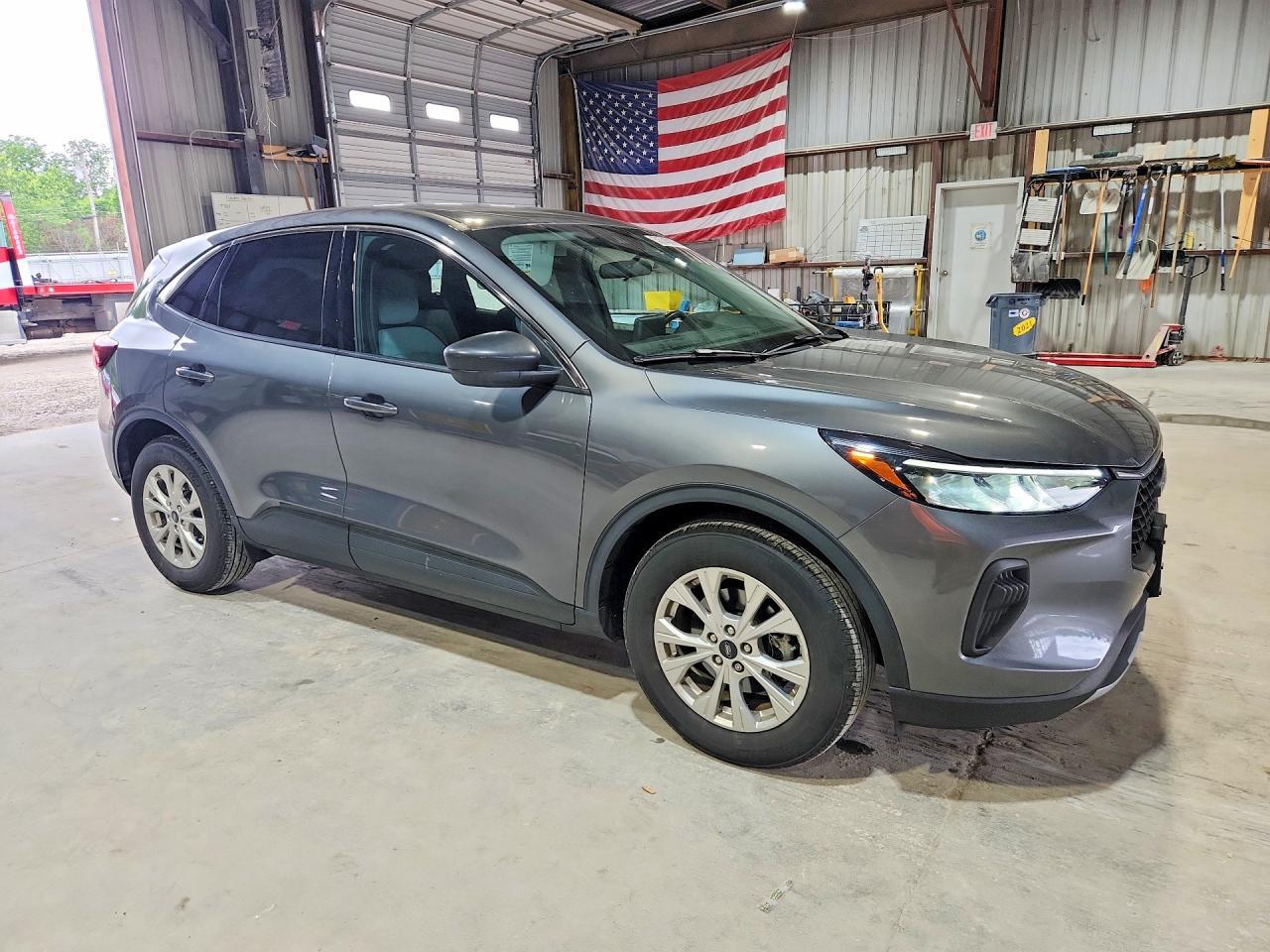 2023 FORD ESCAPE