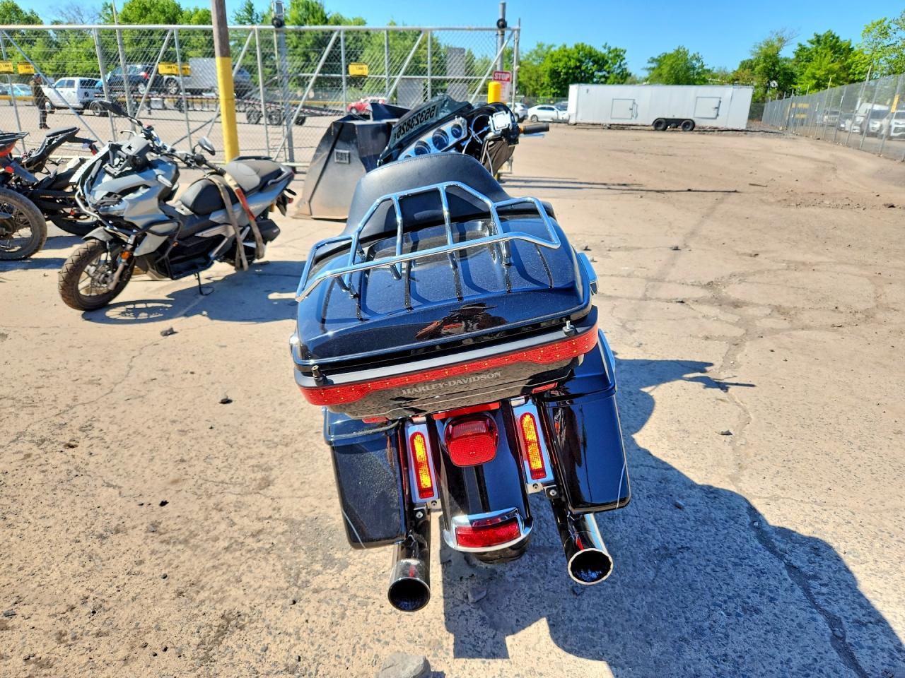 2015 HARLEY-DAVIDSON FLHTK