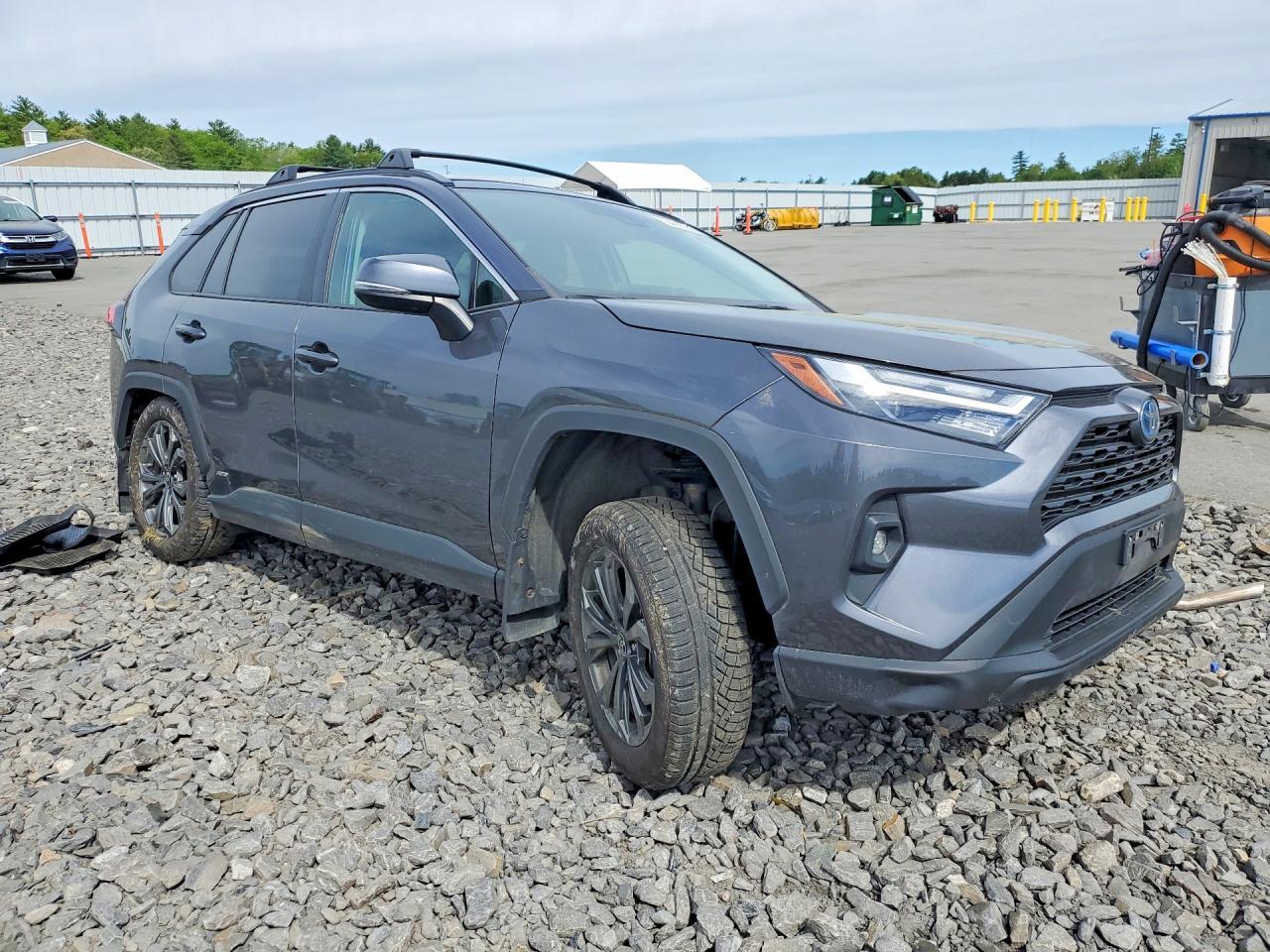 2022 TOYOTA RAV4