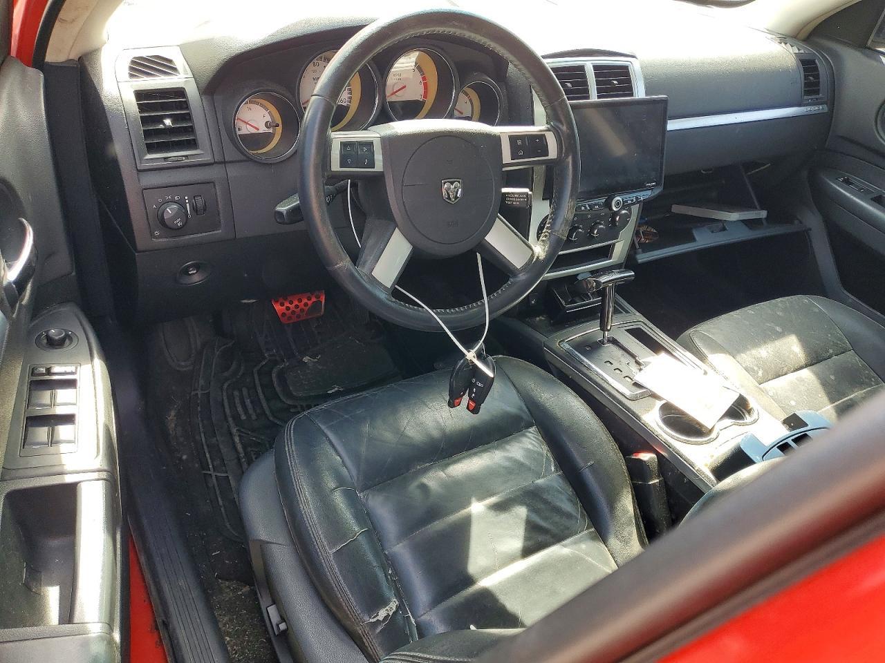 2010 DODGE CHARGER