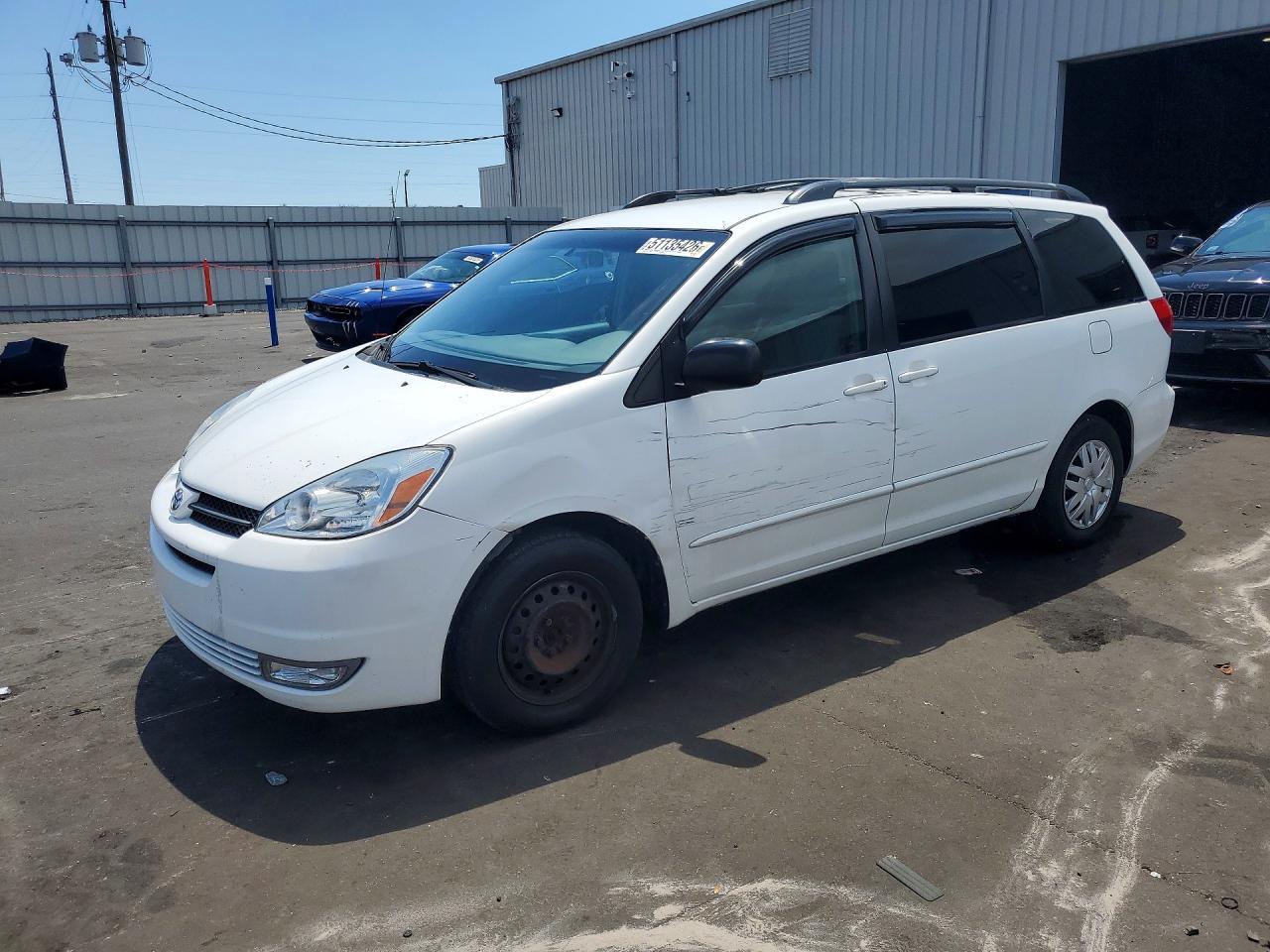 2004 TOYOTA SIENNA