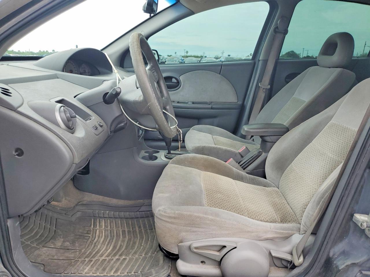 2006 SATURN Ion