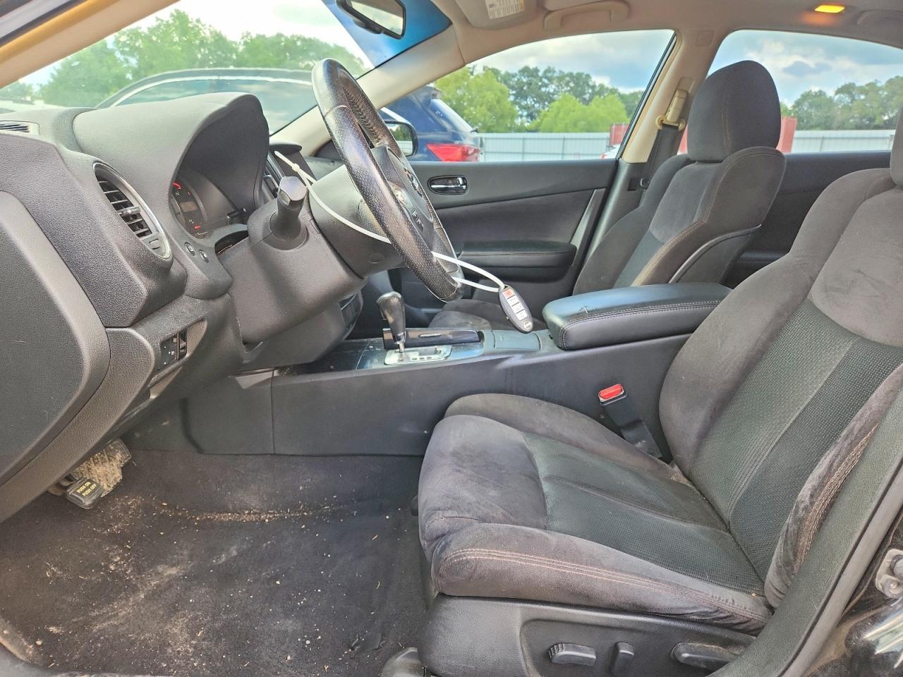 2014 NISSAN Maxima
