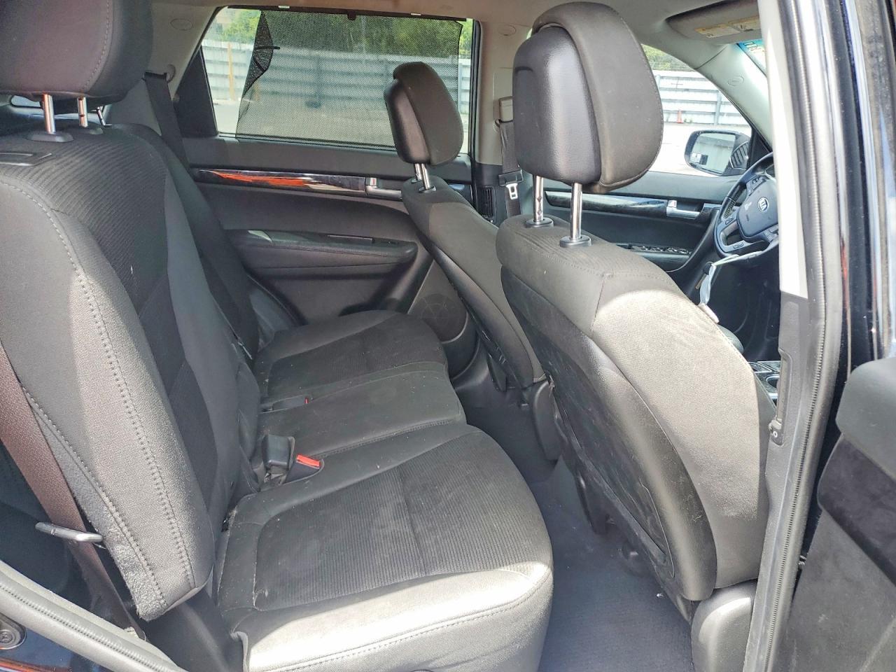 2014 KIA SORENTO