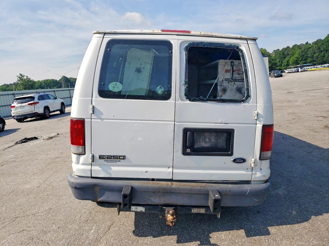 2006 FORD ECONOLINE