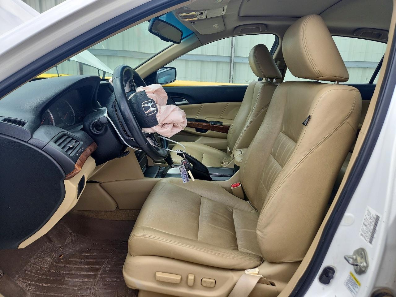 2011 HONDA ACCORD