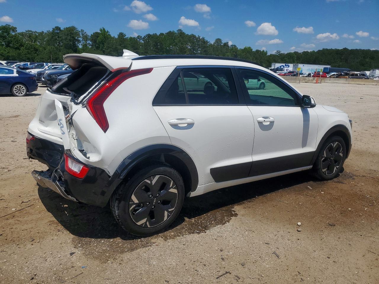 2024 KIA Niro