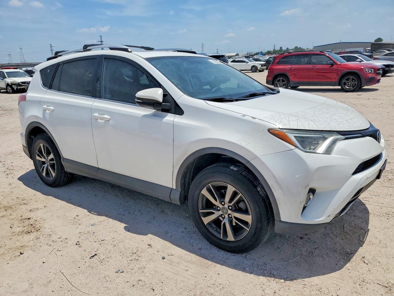 2016 TOYOTA RAV4