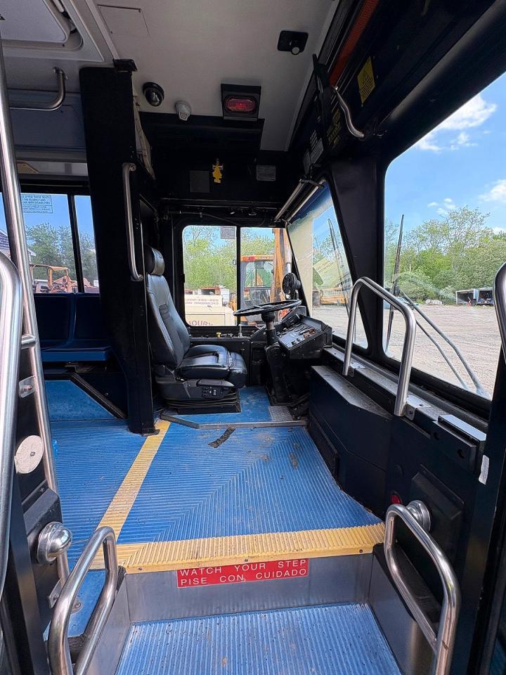 2006 Gillig Transit Bus