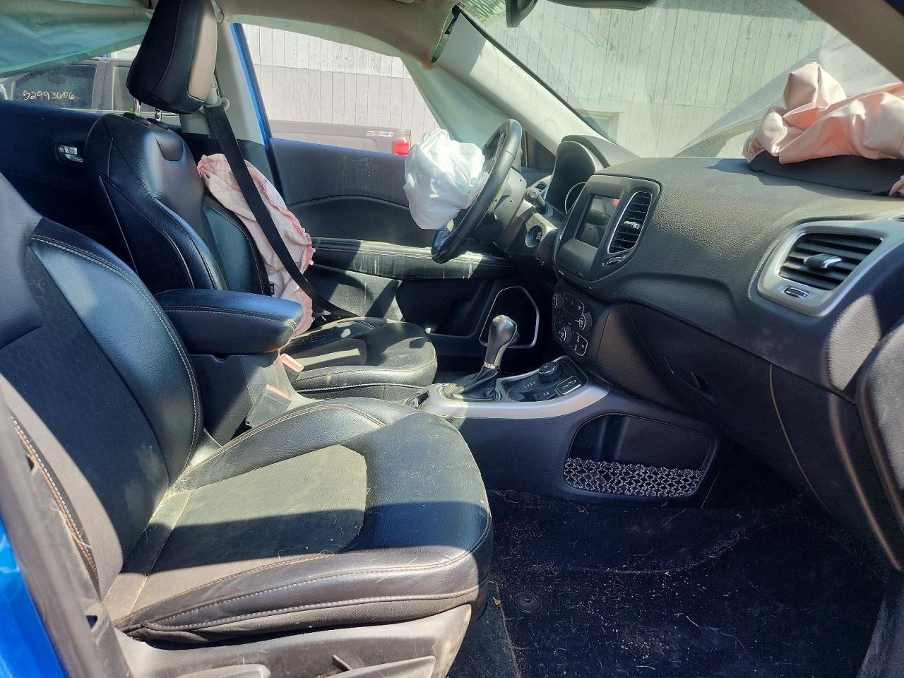 2017 JEEP Compass