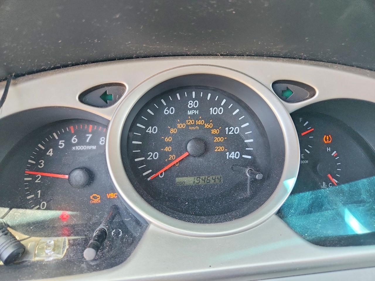 2005 TOYOTA HIGHLANDER