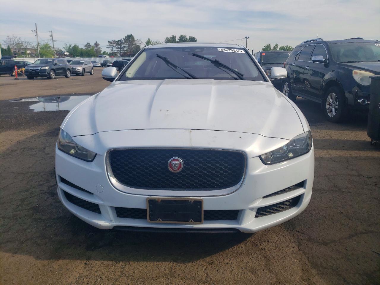 2017 JAGUAR XE