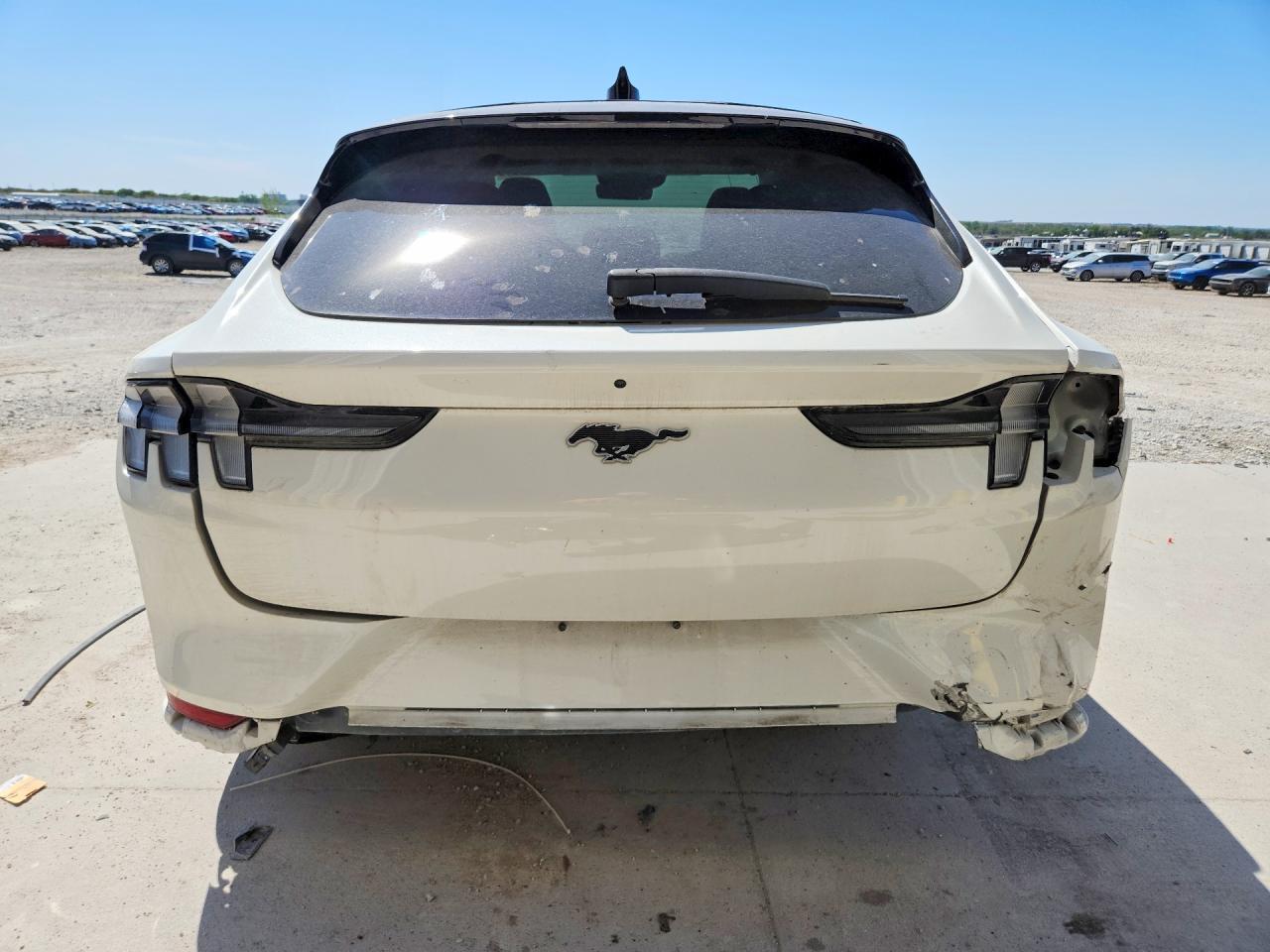 2021 FORD Mustang Mach-E