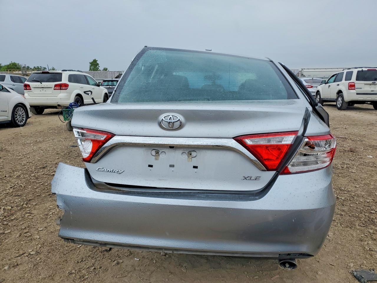2017 TOYOTA CAMRY