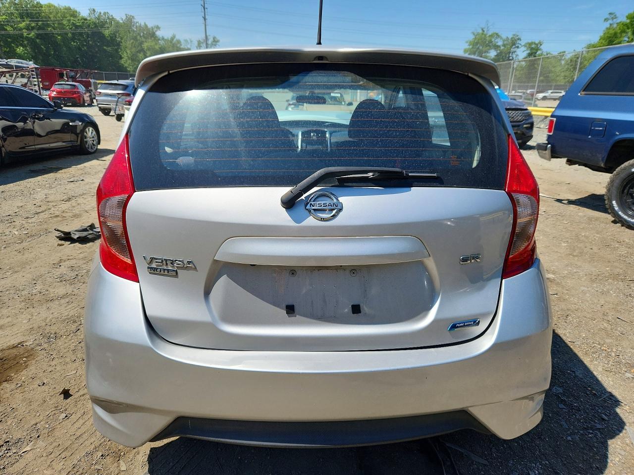 2015 NISSAN Versa Note
