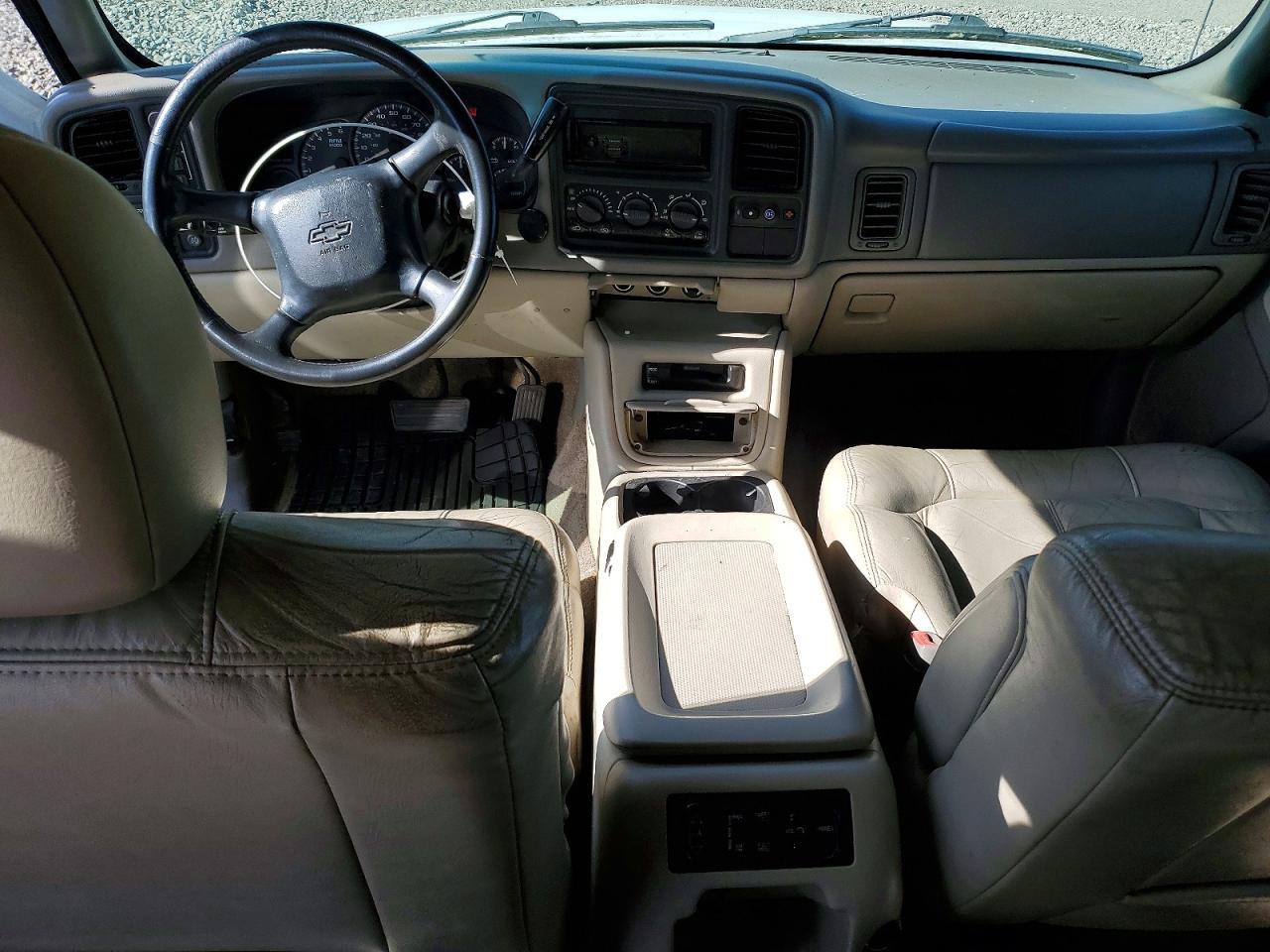 2002 CHEVROLET Tahoe