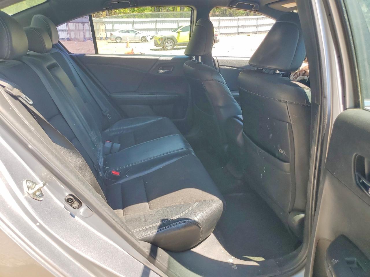2016 HONDA ACCORD