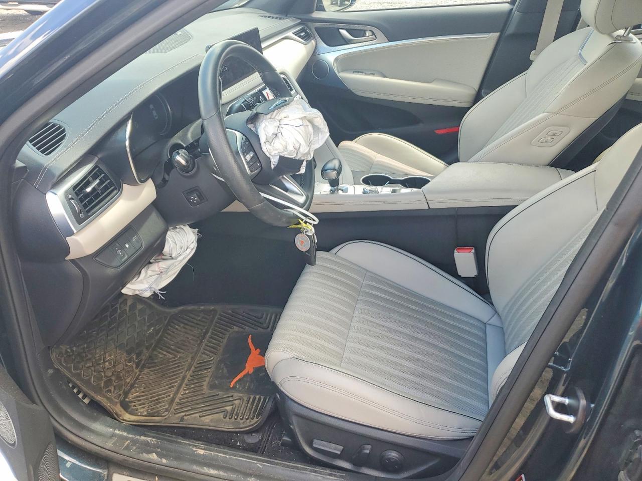 2023 GENESIS G70