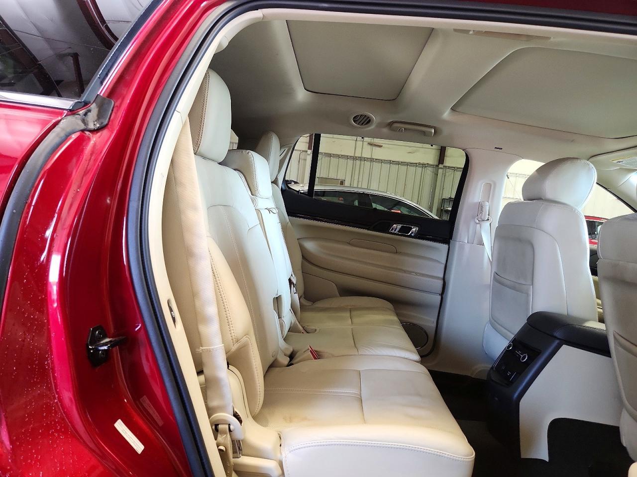 2018 LINCOLN MKT
