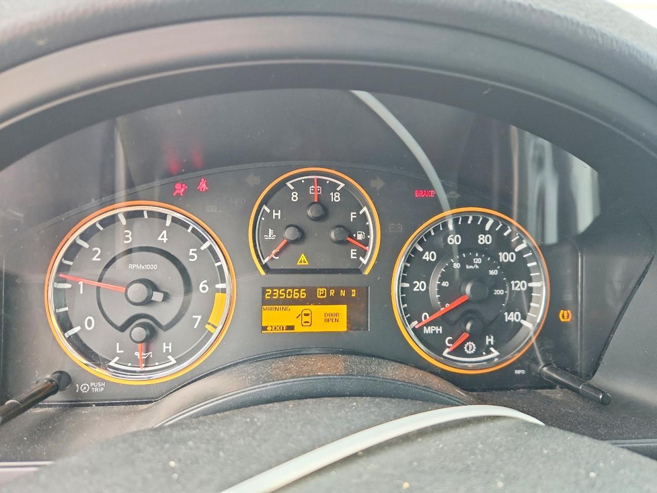 2010 NISSAN Armada