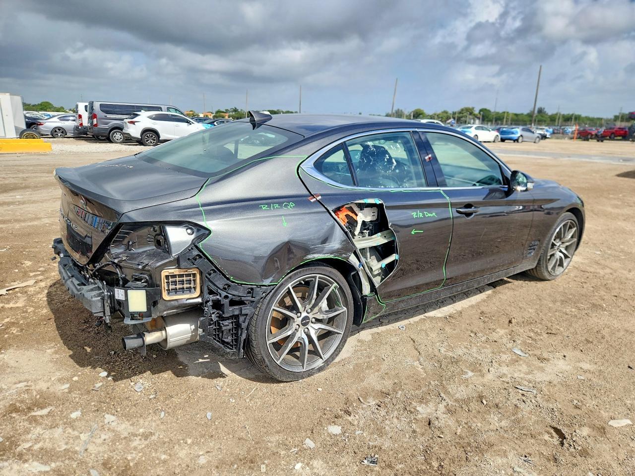 2025 GENESIS G70