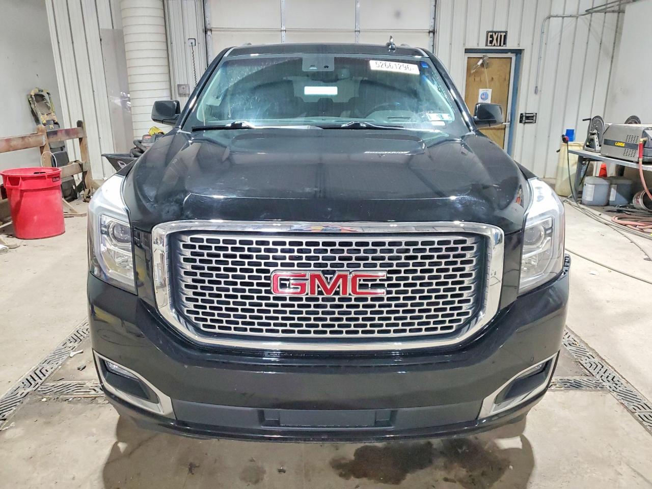 2017 GMC Yukon