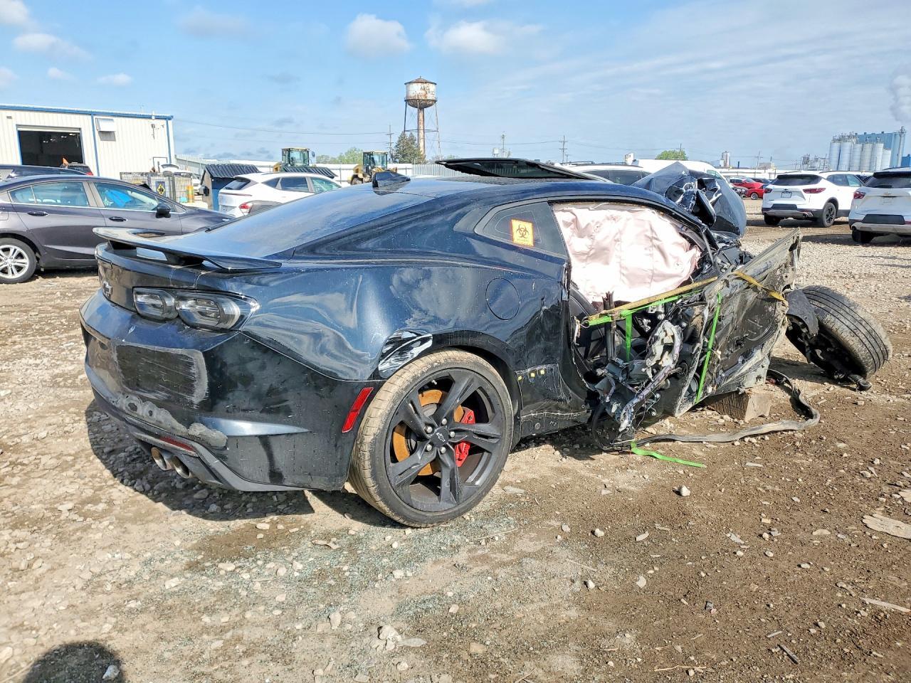 2024 CHEVROLET Camaro