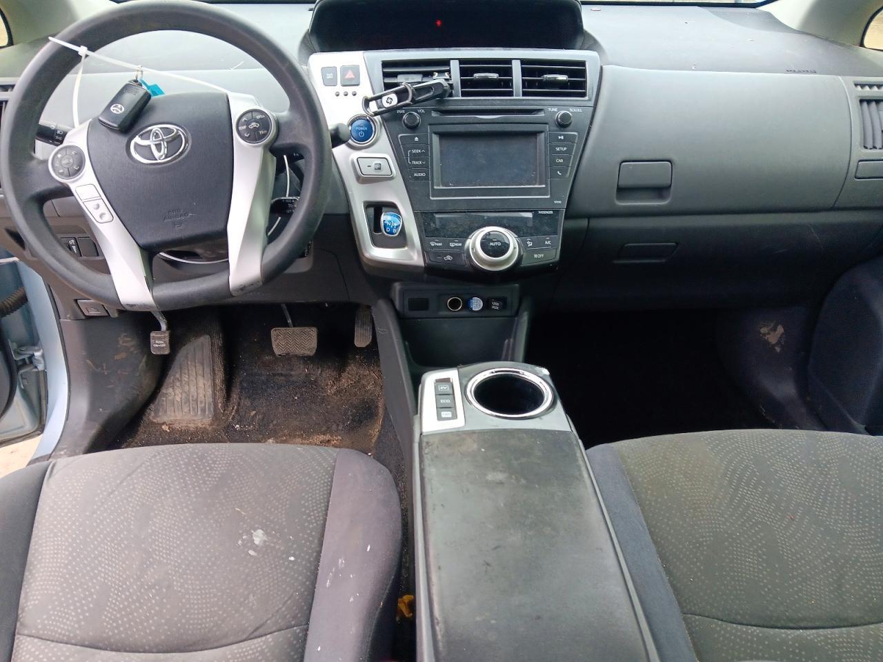 2012 TOYOTA PRIUS V