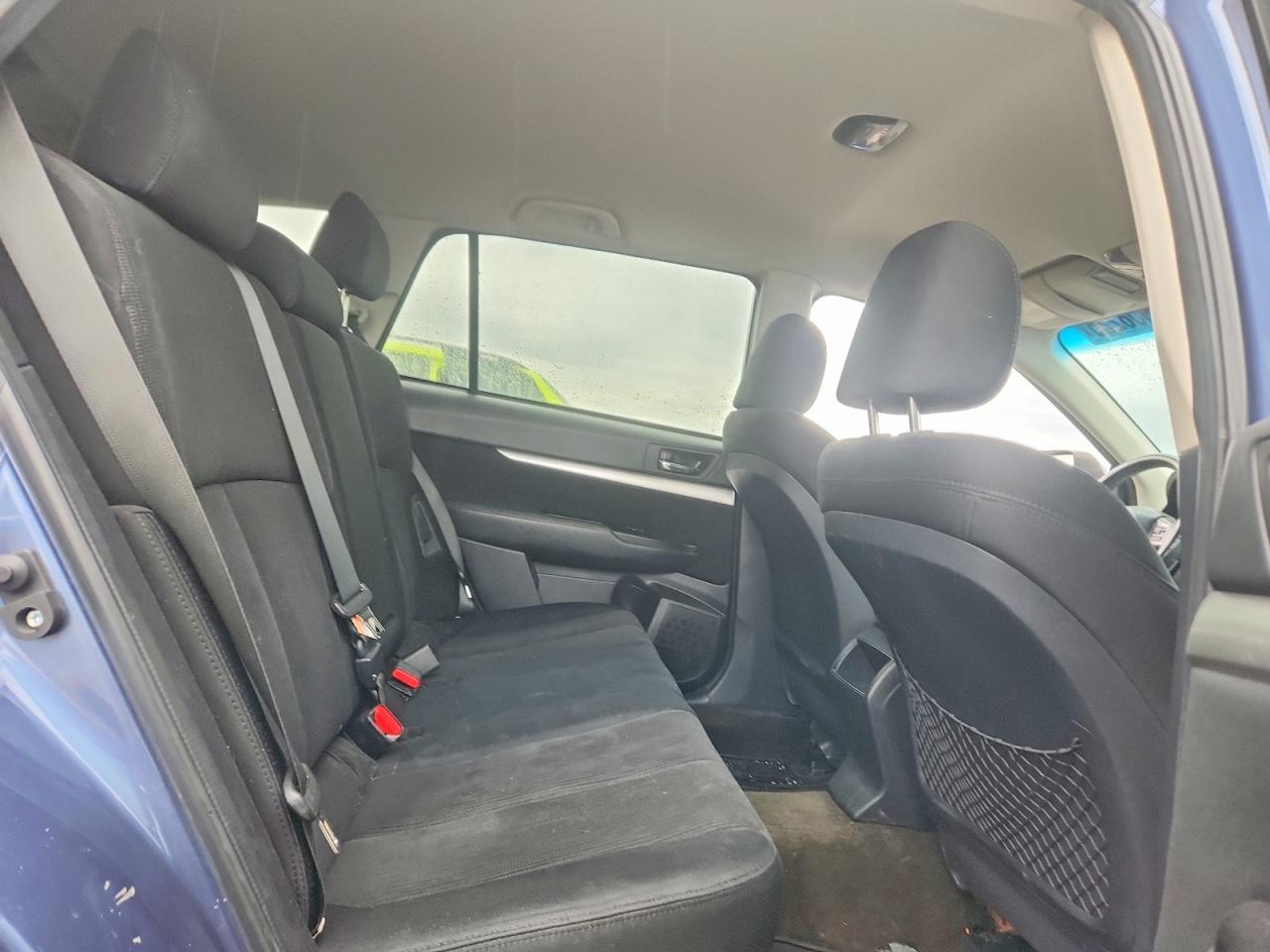 2014 SUBARU Outback