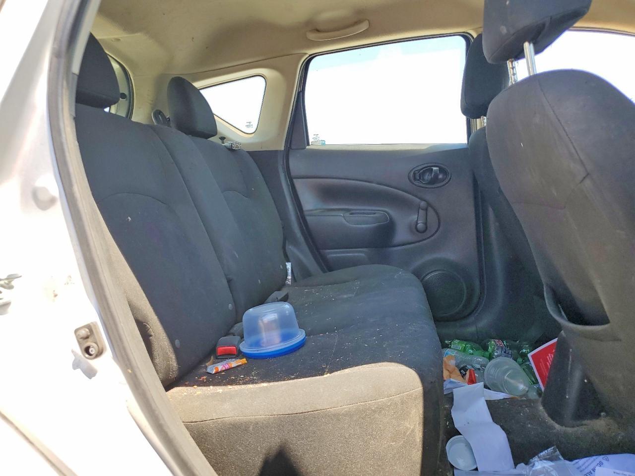 2015 NISSAN Versa Note