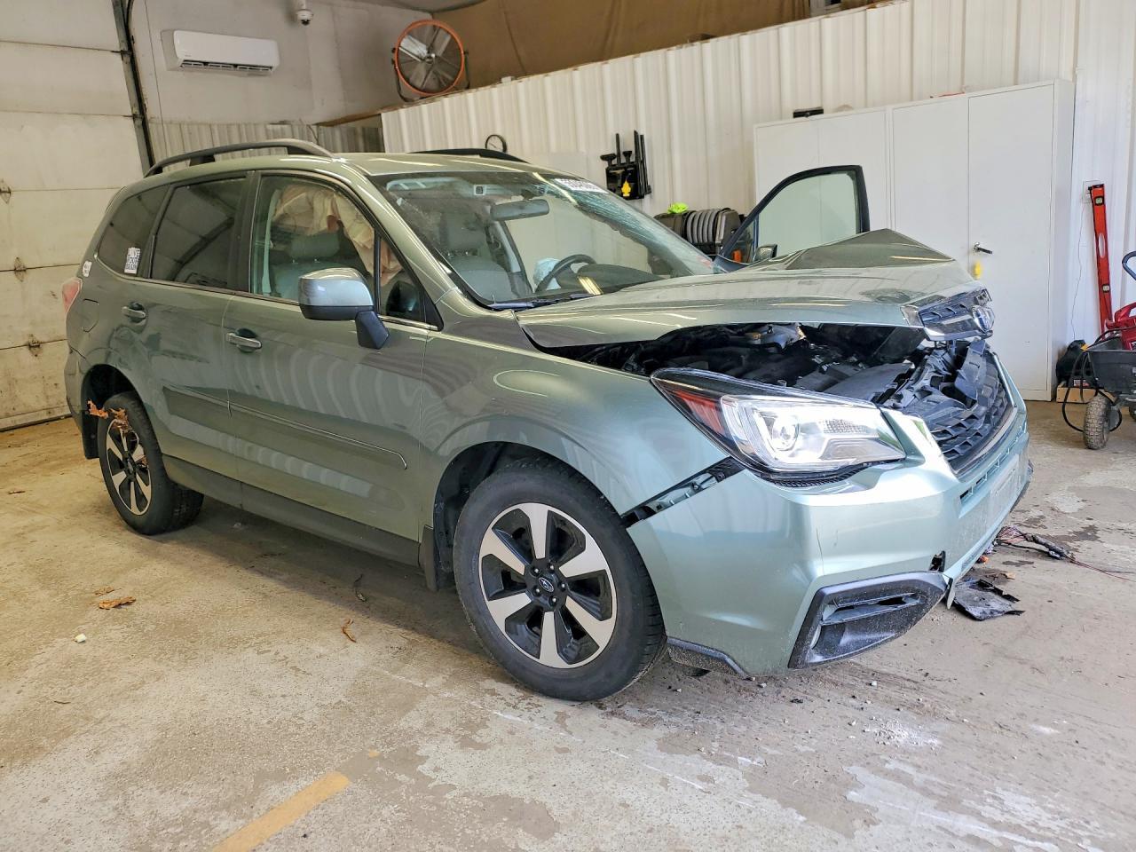 2018 SUBARU FORESTER