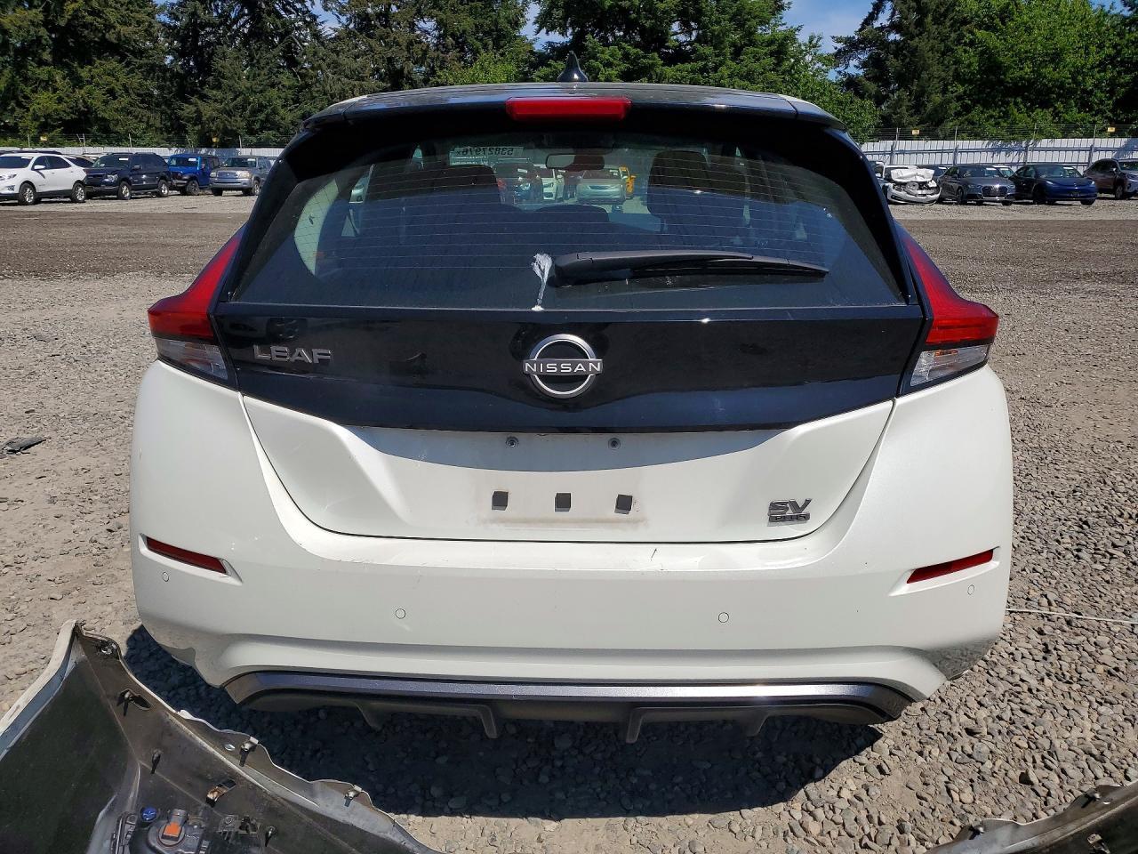 2025 NISSAN LEAF
