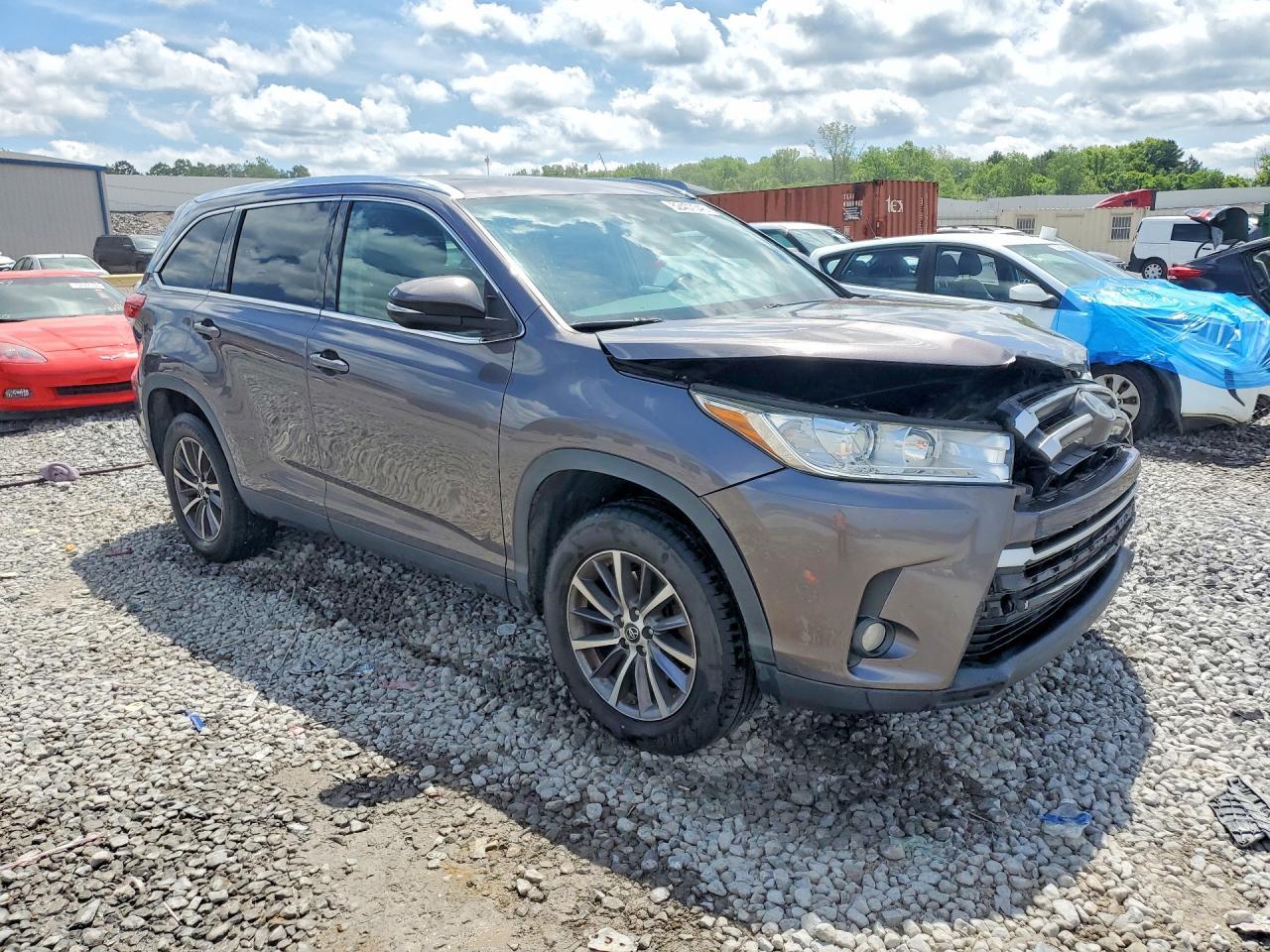 2019 TOYOTA HIGHLANDER