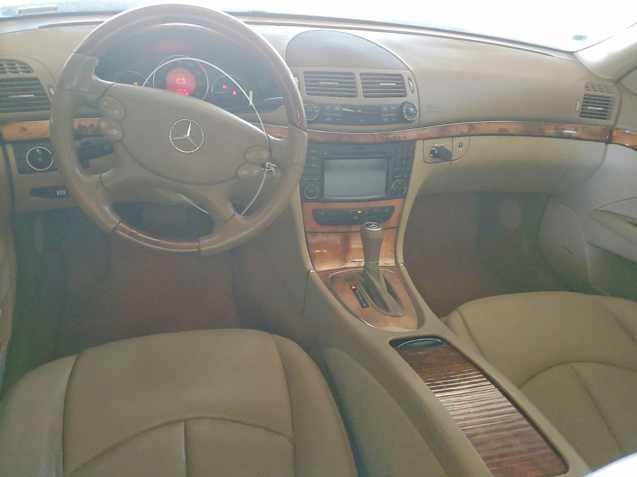 2009 MERCEDES-BENZ E-Class