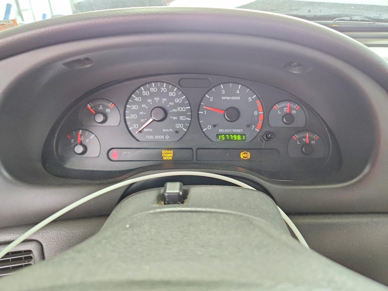 2004 FORD MUSTANG