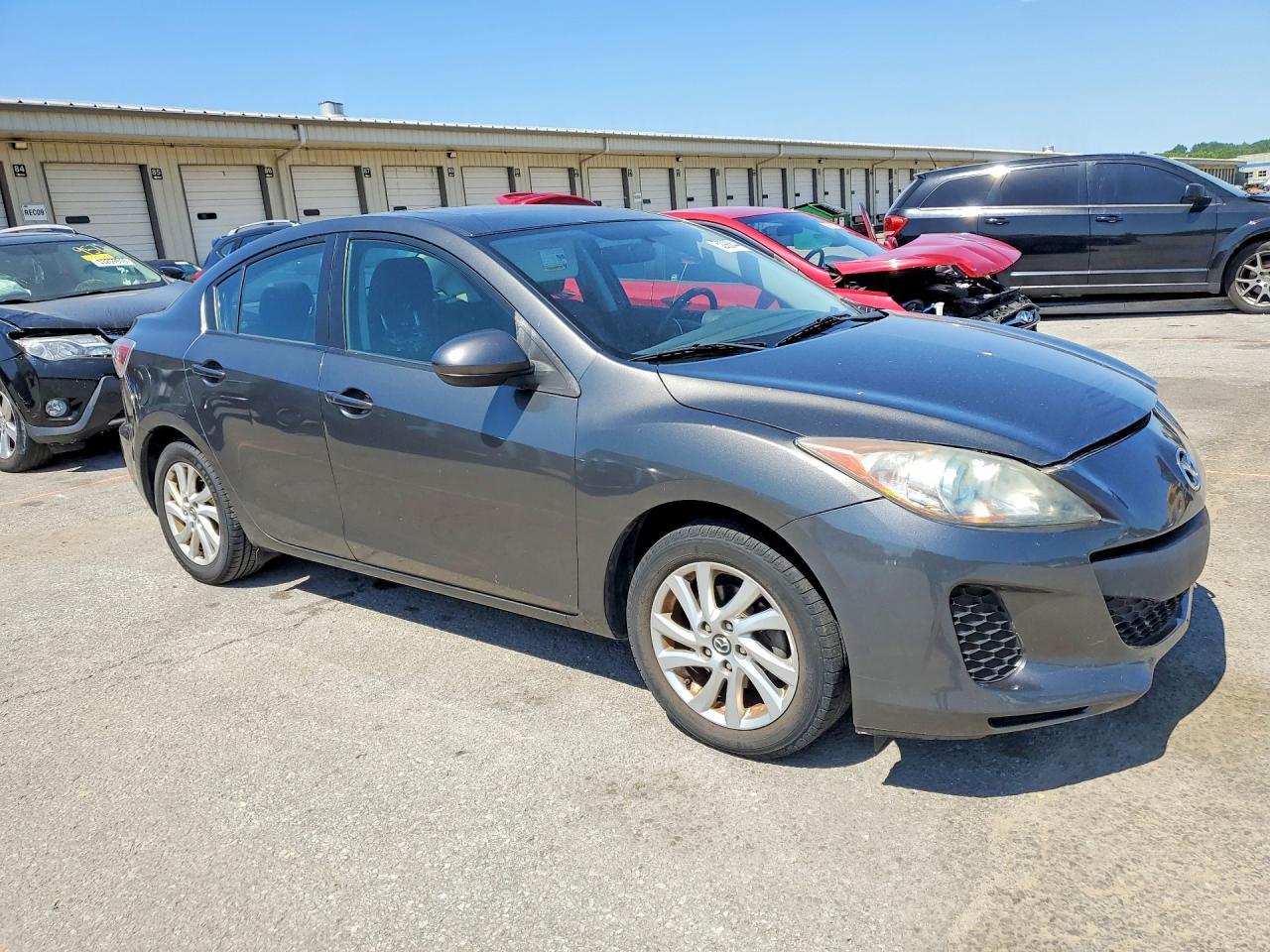 2013 MAZDA 3