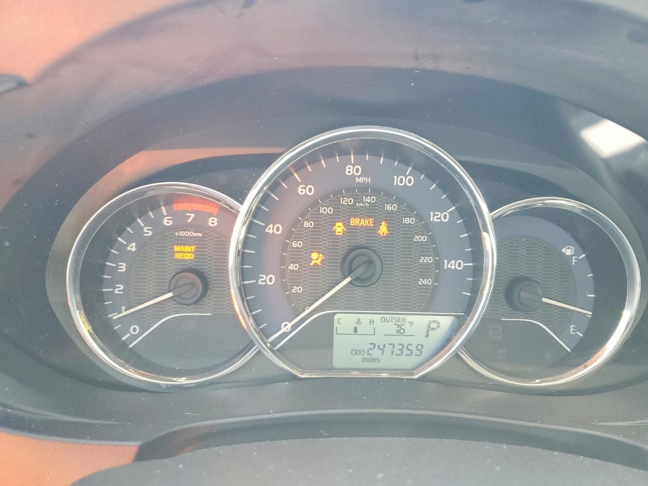 2015 TOYOTA COROLLA