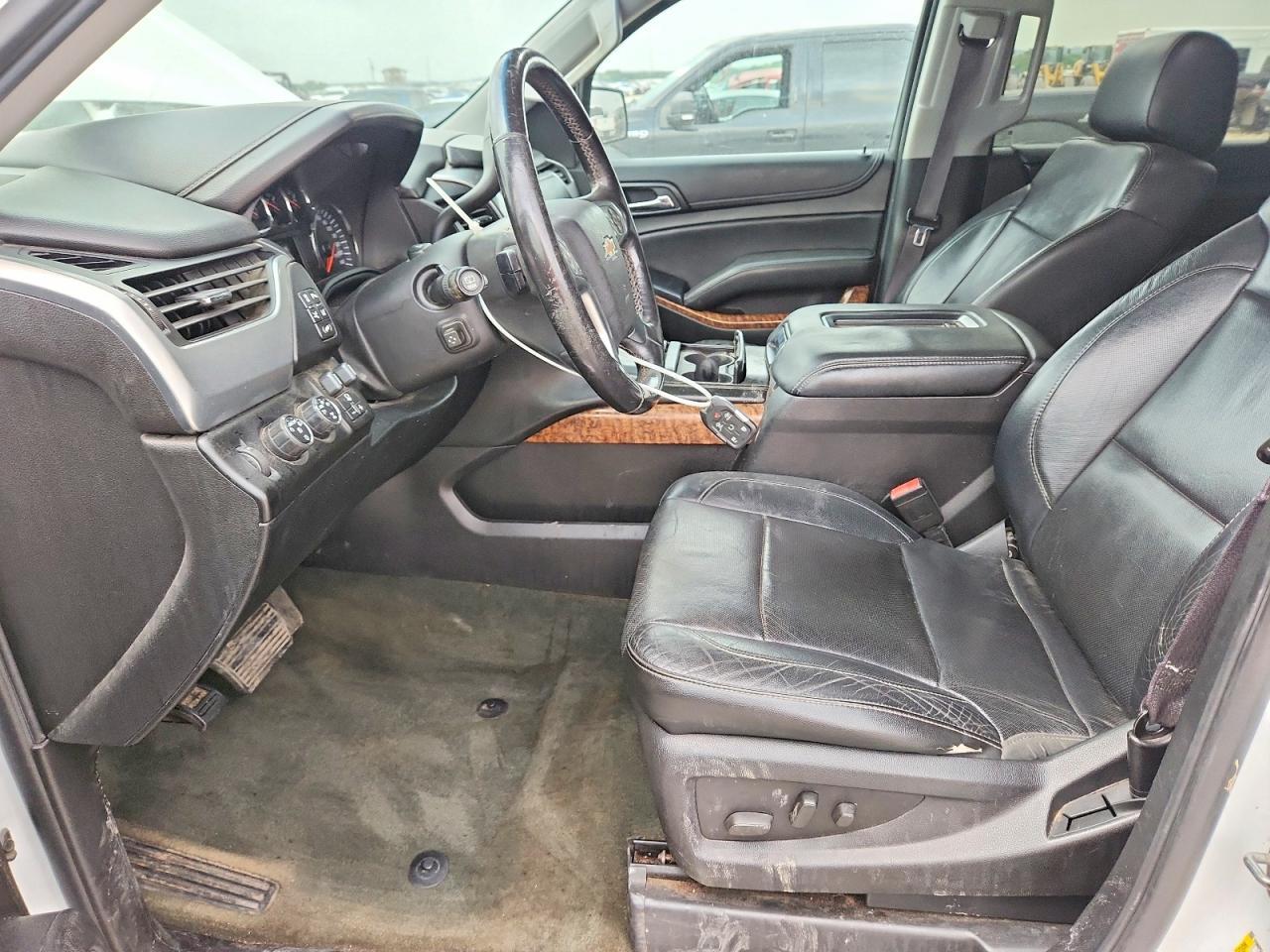 2015 CHEVROLET Suburban
