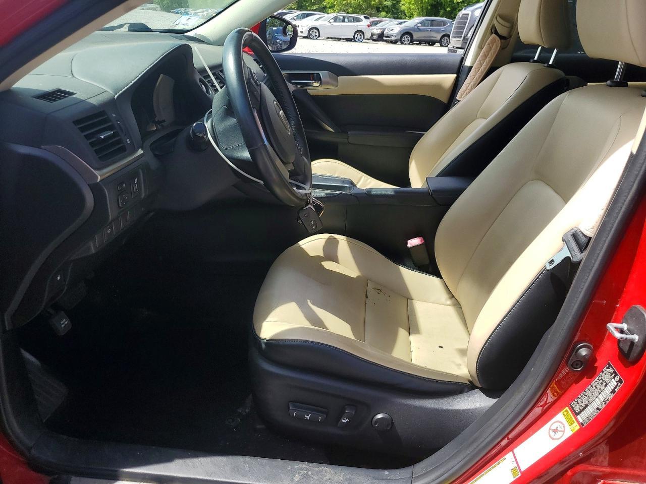 2014 LEXUS CT 200