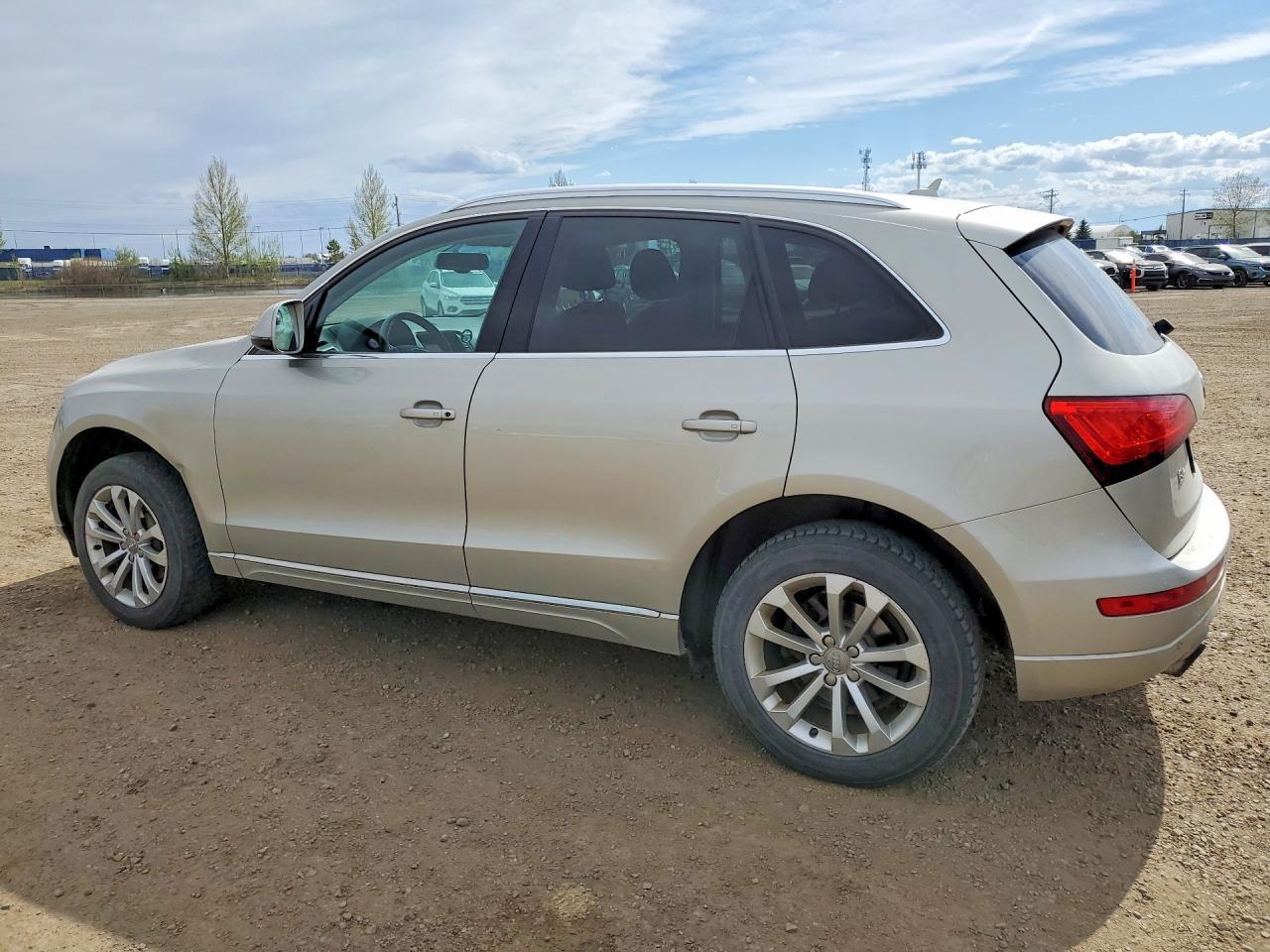 2014 AUDI Q5