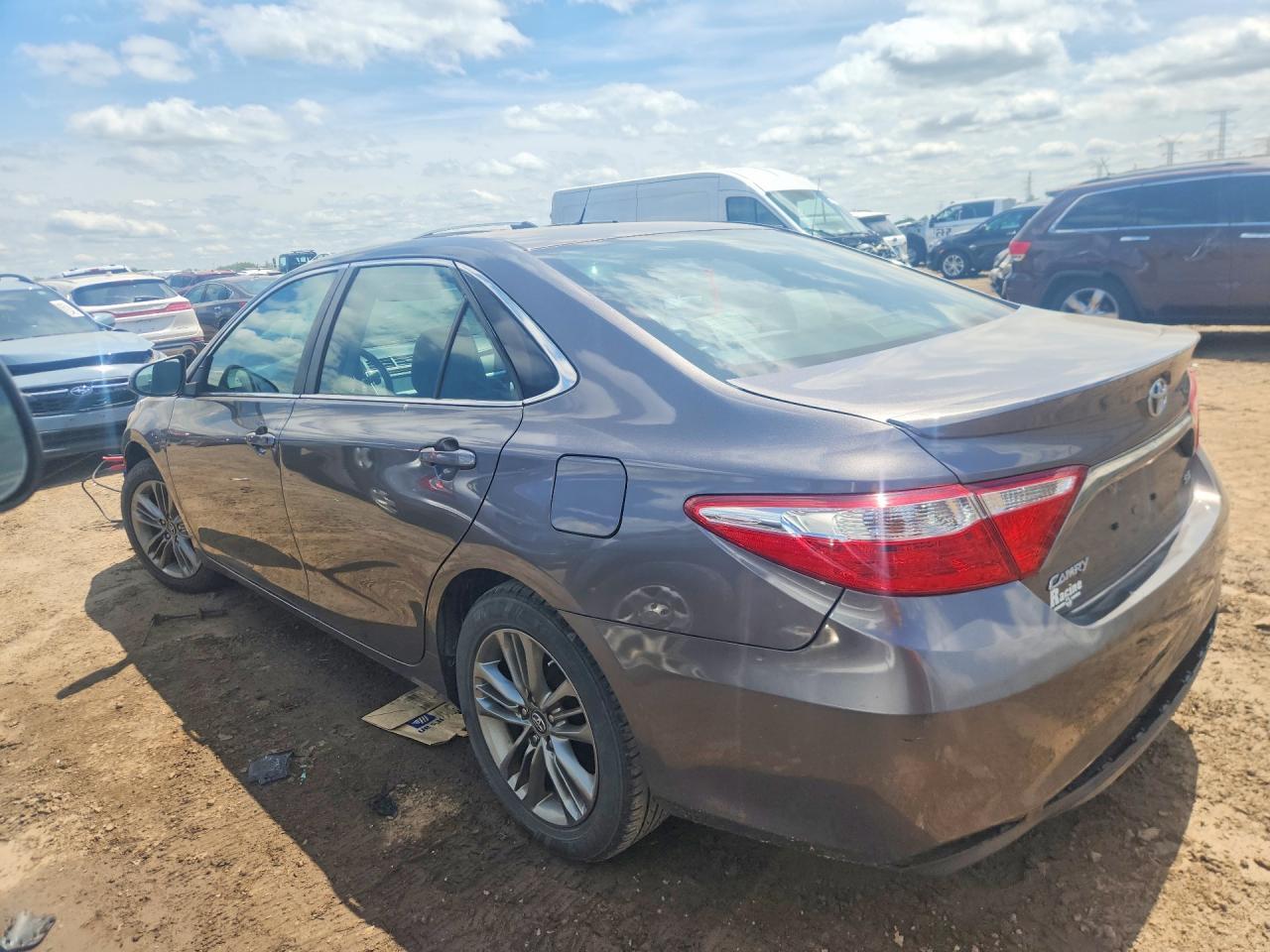 2017 TOYOTA CAMRY