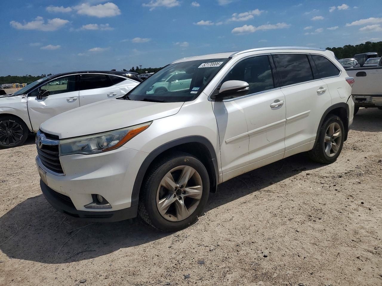 2014 TOYOTA HIGHLANDER