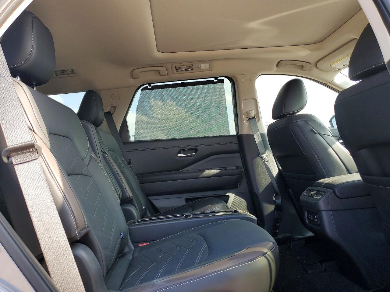2024 NISSAN PATHFINDER