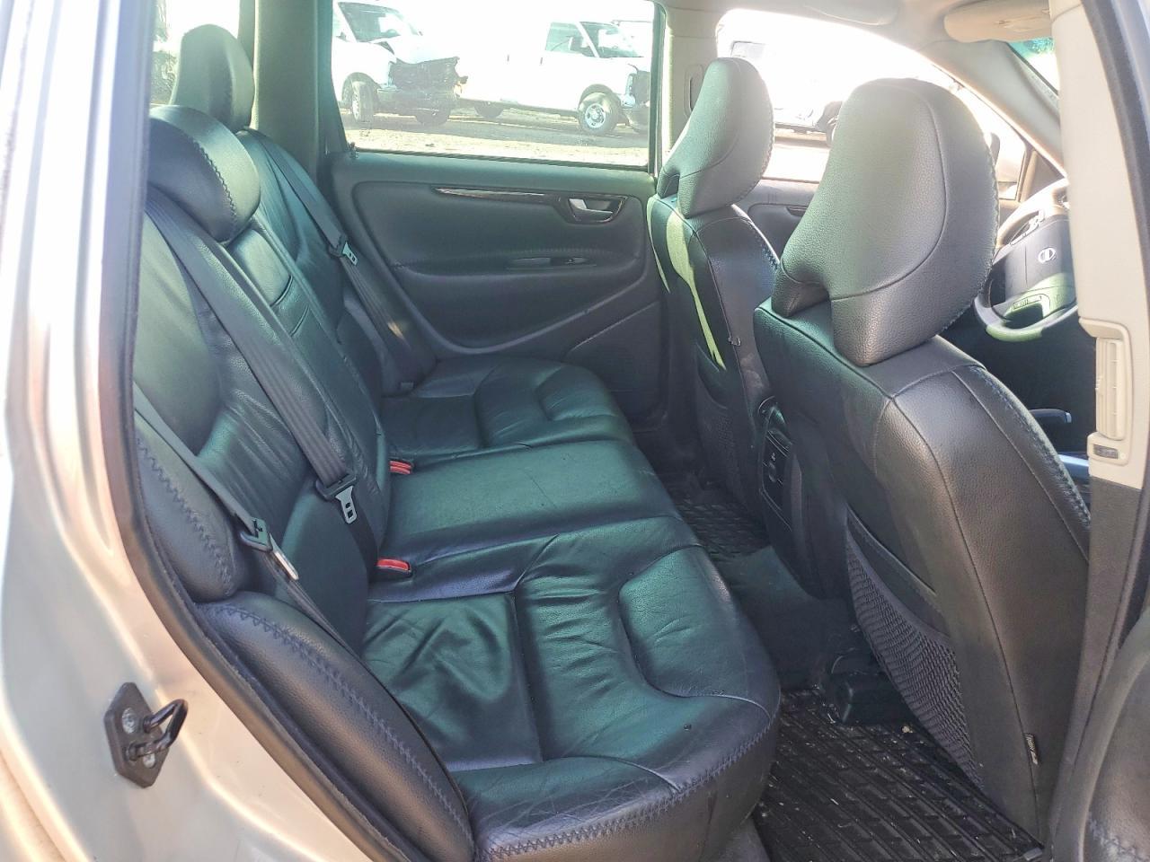 2007 VOLVO XC70