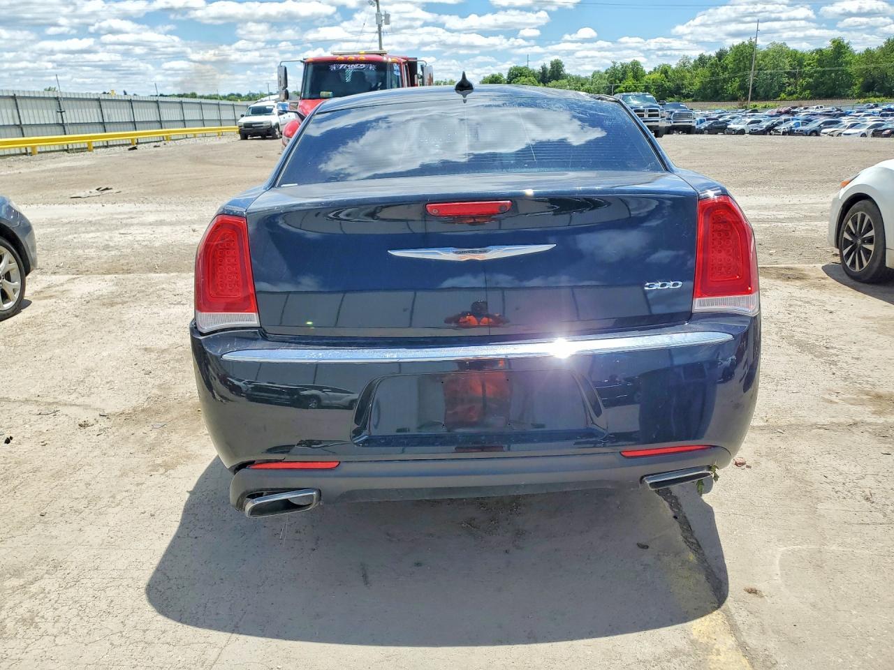 2015 CHRYSLER 300