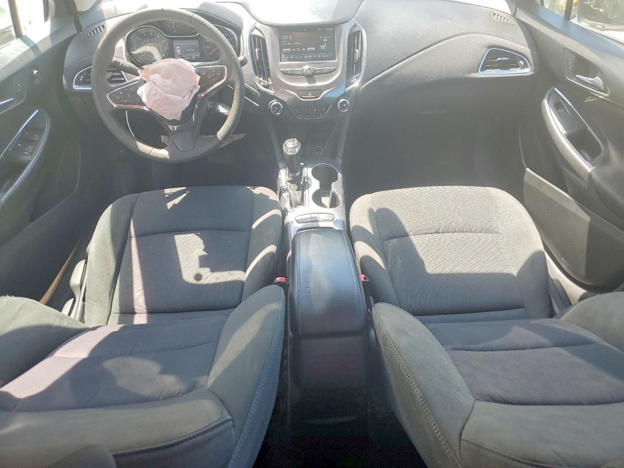 2016 CHEVROLET CRUZE