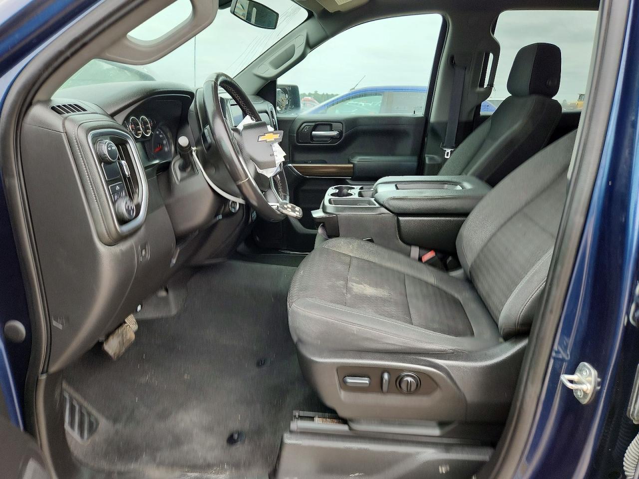 2022 CHEVROLET Silverado
