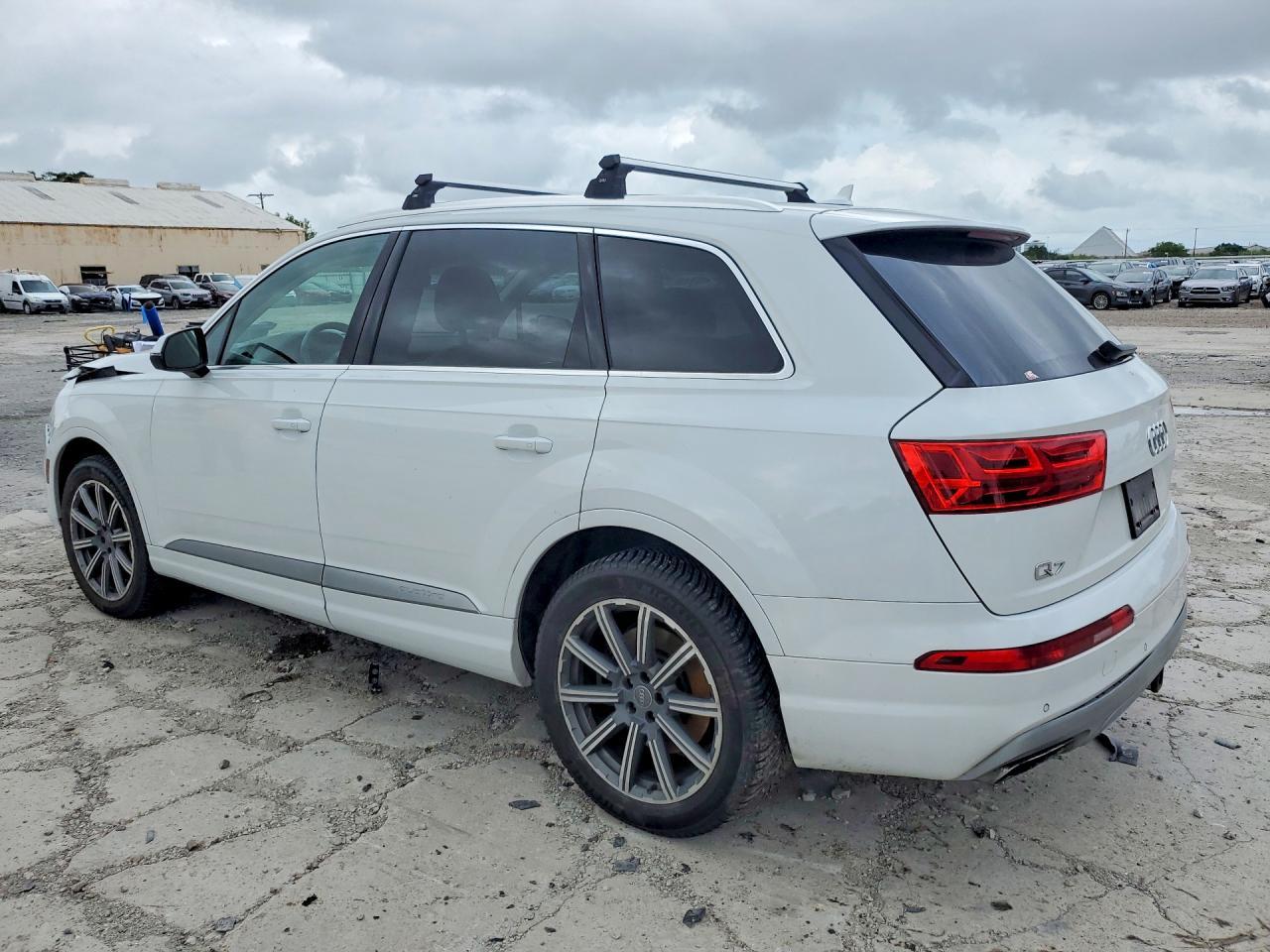 2017 AUDI Q7