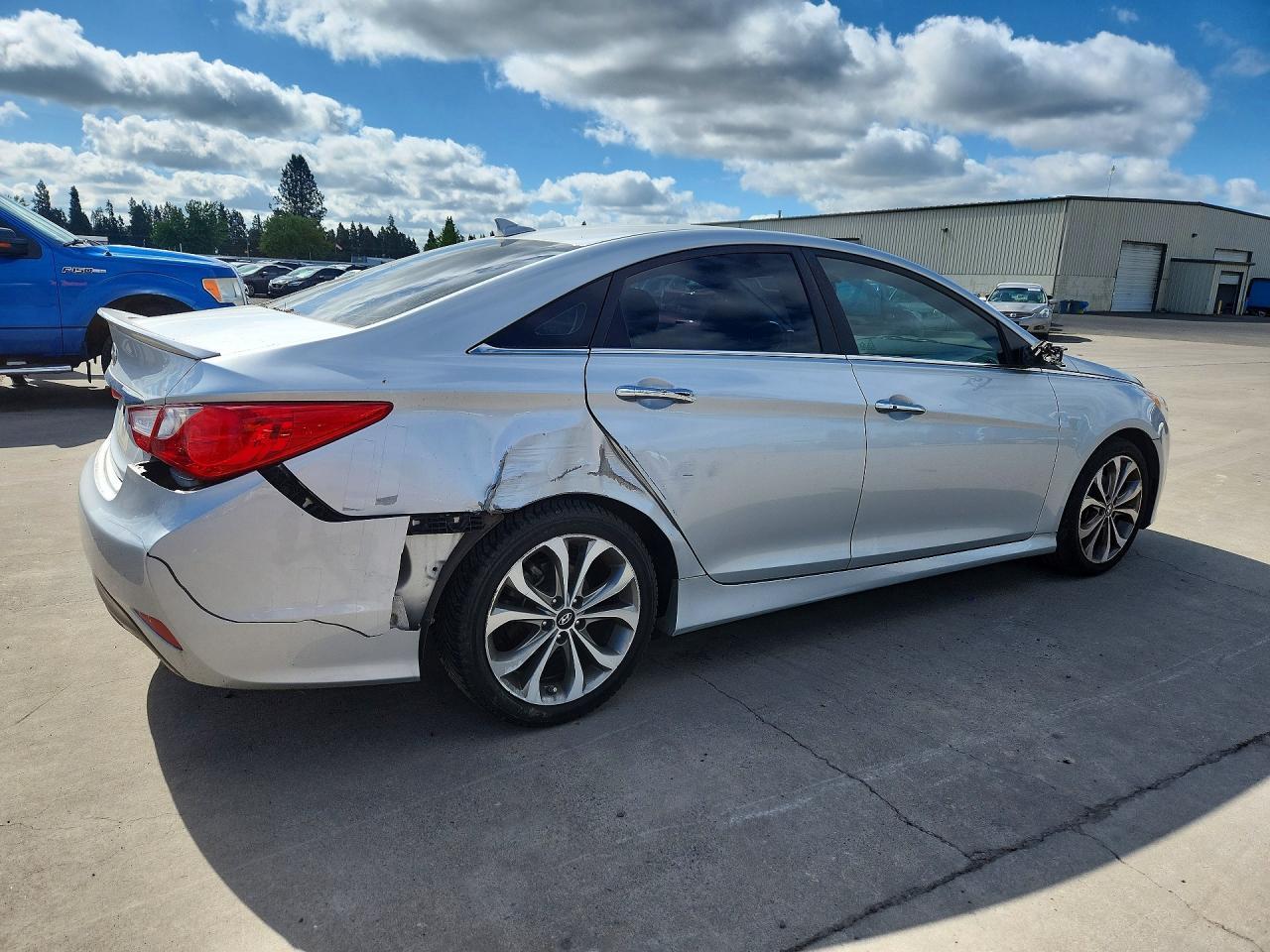 2014 HYUNDAI SONATA