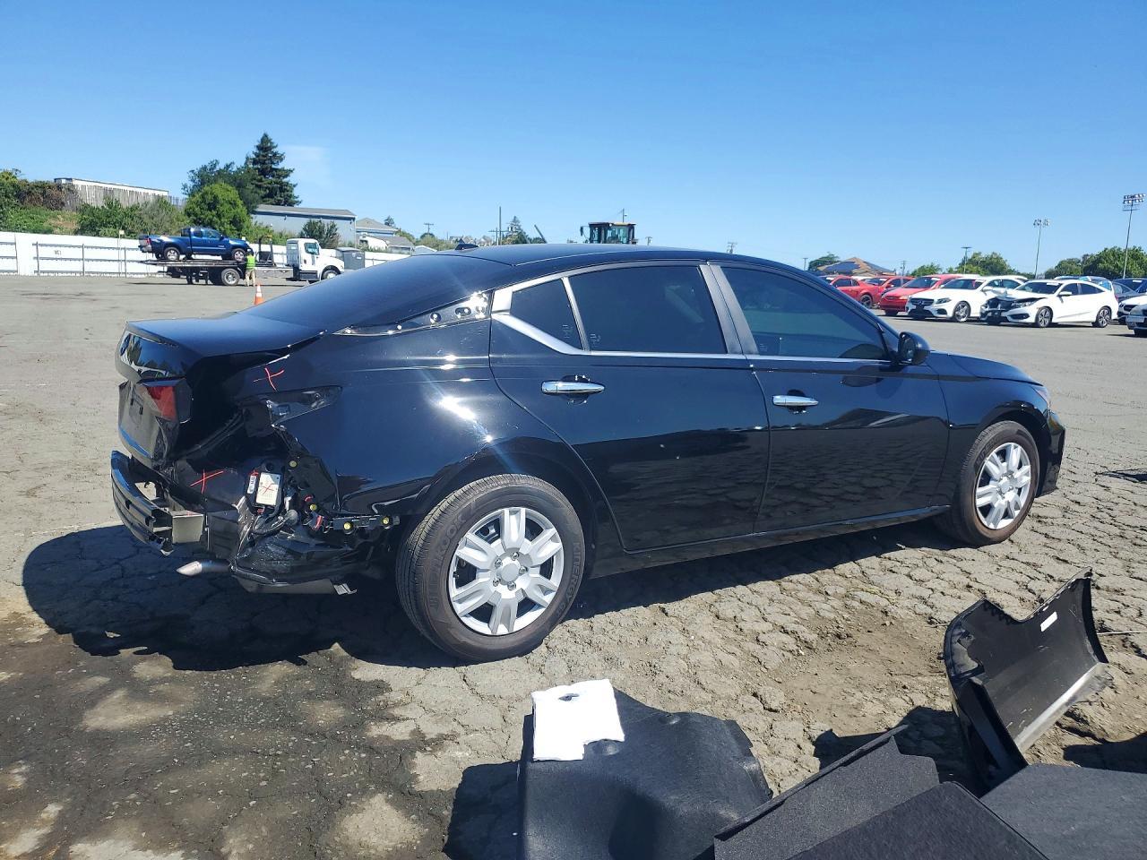 2025 NISSAN ALTIMA